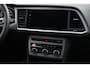 SEAT Ateca 1.5 TSI FR Business Intense 150PK / 110kW DSG, Achteruitrijcamera (rear view), parkeersensoren voor en achter (pdc), dodehoekdetectie (side assist), draadloos Apple Carplay & Android Auto, navigatie, verwarmbare voorstoelen, verwarmbaar stuurwiel, alcantara interieur, digitaal instrumentenpaneel, adaptieve cruise control (acc), grootlichtassistent, 19'' LMV 'Exclusive Cosmo Grey', keyless start & entry, elektrisch verstel-, verwarm- en inklapbare buitenspiegels etc.