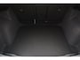 SEAT Ateca 1.5 TSI FR Business Intense 150PK / 110kW DSG, Achteruitrijcamera (rear view), parkeersensoren voor en achter (pdc), dodehoekdetectie (side assist), draadloos Apple Carplay & Android Auto, navigatie, verwarmbare voorstoelen, verwarmbaar stuurwiel, alcantara interieur, digitaal instrumentenpaneel, adaptieve cruise control (acc), grootlichtassistent, 19'' LMV 'Exclusive Cosmo Grey', keyless start & entry, elektrisch verstel-, verwarm- en inklapbare buitenspiegels etc.