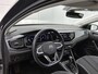 Volkswagen Polo 1.0 TSI Style 95PK | Automaat | Elektrisch Schuif kanteldak | Cruise Control Adaptief | Apple Carplay | Android Auto | 17" Lichtmetalen Velgen | Digitaal Dashbord | Climate Control |