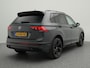 Volkswagen Tiguan R-Line 1.4 TSI eHybrid 245 PK | LED Plus | Panoramadak | Stoel & Stuurwielverwarming | Black Style |