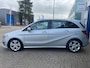Mercedes-Benz B-klasse B180 122PK Ambition met Navigatie, Cruise control & 17'' Lichtmetalen velgen