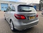 Mercedes-Benz B-klasse B180 122PK Ambition met Navigatie, Cruise control & 17'' Lichtmetalen velgen