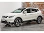 Nissan Qashqai 1.6 N-Connecta | Panoramadak | 360 graden camera | Cruise Control | Trekhaak