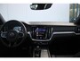 Volvo V60 B3 163PK R-Design | Panoramisch schuif-/kanteldak | Semi elektr. trekhaak | Premium audio by Harman/Kardon | Elektr. bed. voorstoelen met geheugen | Verwarmbare voorstoelen | Verwarmbaar stuurwiel | Blind spot | Keyless entry | DAB | Apple carplay | Elektrische achterklep | Achterbank verwarmbaar |