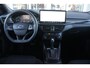 Ford Focus Wagon 1.0 155PK AUTOMAAT Hybrid ST LINE | ALL SEASON BANDEN | NAVIGATIE | DRAADLOZE APPLE CARPLAY/ANDROID AUTO | ADAPTIVE CRUISE CONTROL | LANE ASSIST | DODEHOEK DETECTIE | PARKEERSENSOREN VOOR + ACHTER | ACHTERUITRIJ CAMERA | LICHTMETALEN VELGEN 17" | DAB+ RADIO |
