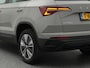 Skoda Karoq 1.5 TSI 150pk AUTOMAAT Business Edition Plus | NL-auto! | Trekhaak | Stuur- & stoelverwarming | Adaptieve cruise control | Achteruitrijcamera |