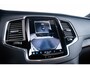 Volvo XC90 2.0 T8 Plug-in hybrid AWD Ultra Bright Luchtvering - Panoramadak - Head up - Massagestoelen - Harman Kardon - Visual Park Assist - Stoelverwarming voor/achter - Getinte ruiten - Zongordijnen -