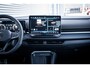 Volkswagen T-Roc R-Line First Edition | 'App-Connect' draadloze smartphone integratie | 30,5 cm display met 2D en 3D weergave | Automatische afstandsregeling (Adaptive Cruise Control)