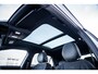 Volkswagen T-Roc R-Line First Edition | 'App-Connect' draadloze smartphone integratie | 30,5 cm display met 2D en 3D weergave | Automatische afstandsregeling (Adaptive Cruise Control)