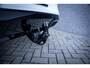 Volkswagen T-Roc R-Line First Edition | 'App-Connect' draadloze smartphone integratie | 30,5 cm display met 2D en 3D weergave | Automatische afstandsregeling (Adaptive Cruise Control)