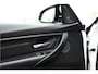 BMW M3 3-serie DCTA LCI / CARBON / HARMAN KARDON / LEDER / MEMORY / DODE HOEK DETECTIE / DEALERONDERHOUDEN
