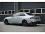 BMW 2-Serie Coupé 220i M-PERFORMANCE / SCHUIFDAK / M-SEATS / CARBON / MEMORY / CAMERA / 20" / UNIEK