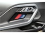 BMW 2-Serie Coupé 220i M-PERFORMANCE / SCHUIFDAK / M-SEATS / CARBON / MEMORY / CAMERA / 20" / UNIEK