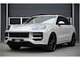 Porsche Cayenne 3.0 E-Hybrid / SPORT DESIGN / PANO / PASSENGER DISPLAY / SPORT UITLAAT / HUD / MASSAGE / SPORT CHRONO
