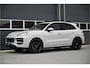 Porsche Cayenne 3.0 E-Hybrid / SPORT DESIGN / PANO / PASSENGER DISPLAY / SPORT UITLAAT / HUD / MASSAGE / SPORT CHRONO