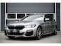 BMW 5-Serie 545e xDrive M-SPORT / SCHUIFDAK / M-PERF. SEATS / LASER / HARMAN KARDON / SOFTCLOSE / HUD / INDIVIDUAL DONNINGTON GREY