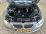 BMW 3-Serie Cabrio 325i High Executive E93 / 3.0L / 6-Cilinder / 218 PK / Automaat / M Sport Leder / Navi Pro / Memory / Xenon / Keyless / Telefoon / Bj. 2008