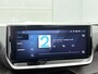 Peugeot e-2008 SUV EV Allure Avantage 54 kWh 156pk | 406km WLTP Actieradius | Navigatie | Rondomzichtcamera | Climate Control | Adaptieve Cruise Control | Parkeersensoren v+a | Dodehoeksensor | Draadloze Apple Carplay / Android Auto | Digitaal instrumentenpaneel | Armsteun | Elektrisch inklapbare spiegels | DAB+ radio | Led koplampen | Donker getint glas | 17" lichtmetalen velgen |
