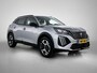 Peugeot e-2008 SUV EV Allure Avantage 54 kWh 156pk | 406km WLTP Actieradius | Navigatie | Rondomzichtcamera | Climate Control | Adaptieve Cruise Control | Parkeersensoren v+a | Dodehoeksensor | Draadloze Apple Carplay / Android Auto | Digitaal instrumentenpaneel | Armsteun | Elektrisch inklapbare spiegels | DAB+ radio | Led koplampen | Donker getint glas | 17" lichtmetalen velgen |