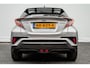 Toyota C-HR / C-HR+ 1.8 Hybrid Aut. Bi-Tone Plus Stuur + stoelverwarming/ Camera/ JBL/ DAB+/ Adapt. cruise/ Navigatie