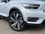 Volvo XC40 Recharge P8 AWD R-Design / 408 Pk / Automaat / NL-Auto / Dealer-Onderhouden / Leder-Alcantara / Digitaal-Dashboard / Keyless / LED / DAB / Navi / Apple-Carplay&Android-Auto / Stuur+Stoelverwarming / Adaptieve Cruise-Control / Climate-Control / ELKTR-Achterklep / ELKTR-Wegklapbare Trekhaak / PDC / LMV20'' / ENZ.