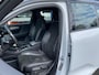 Volvo XC40 Recharge P8 AWD R-Design / 408 Pk / Automaat / NL-Auto / Dealer-Onderhouden / Leder-Alcantara / Digitaal-Dashboard / Keyless / LED / DAB / Navi / Apple-Carplay&Android-Auto / Stuur+Stoelverwarming / Adaptieve Cruise-Control / Climate-Control / ELKTR-Achterklep / ELKTR-Wegklapbare Trekhaak / PDC / LMV20'' / ENZ.