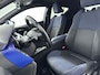 Toyota C-HR / C-HR+ 1.8 Hybrid Bi-Tone Plus | Stuur en stoelverwarming | Dode hoeksensor | Navigatie