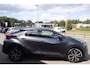 Toyota C-HR / C-HR+ HYBRID 140 DYNAMIC NIEUW&DIRECT LEVERBAAR! ANDROID/APPLE AD-CRUISE PRIVACY-GLASS PARK-SENSOREN KEYLESS 18"LMV BLISS NL-AUTO