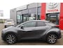 Toyota C-HR / C-HR+ HYBRID 140 DYNAMIC ANDROID/APPLE AD-CRUISE PRIVACY-GLASS PARK-SENSOREN KEYLESS 18"LMV BLISS NL-AUTO