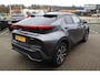 Toyota C-HR / C-HR+ HYBRID 140 DYNAMIC ANDROID/APPLE AD-CRUISE PRIVACY-GLASS PARK-SENSOREN KEYLESS 18"LMV BLISS NL-AUTO