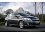 Toyota Auris 1.8 Full Hybrid Limited ✅ Automaat | Trekhaak | Betrouwbaar & zuinig | NL AUTO