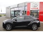 Toyota C-HR / C-HR+ 220 PLUG-IN HYBRID DYNAMIC BLIND-SPOT STOELVERWARMING CAMERA AD-CRUISE NL-AUTO