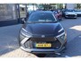 Toyota C-HR / C-HR+ 220 PLUG-IN HYBRID DYNAMIC BLIND-SPOT STOELVERWARMING CAMERA AD-CRUISE NL-AUTO