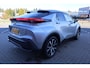 Toyota C-HR / C-HR+ HYBRID 140 DYNAMIC APPLE/ANDROID BLIND-SPOT KEYLESS PARKSENSOREN PARKCAMERA AD-CRUISE NL-AUTO