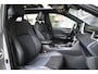 Toyota RAV4 2.5 Hybrid AWD Bi-Tone | Pano | 360° | Trekhaak | Elek. stoel & klep | 100% (Dealer) onderhouden label