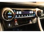 Toyota RAV4 2.5 Hybrid AWD Bi-Tone | Pano | 360° | Trekhaak | Elek. stoel & klep | 100% (Dealer) onderhouden label