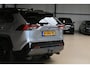 Toyota RAV4 2.5 Hybrid AWD Bi-Tone | Pano | 360° | Trekhaak | Elek. stoel & klep | 100% (Dealer) onderhouden label