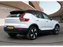 Volvo EX40 Single Motor Extended Range Ultra 82 kWh | Panoramadak | BLIS | Stoel+Stuurverwarming | All Season banden | PDC V+A en Camera | Warmtepomp |