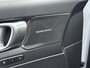 Volvo EX40 Single Motor Extended Range Ultra 82 kWh | Panoramadak | BLIS | Stoel+Stuurverwarming | All Season banden | PDC V+A en Camera | Warmtepomp |