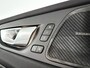 Volvo XC60 T8 Plug-in hybrid AWD Ultra Dark | SOH 100% | Panoramadak | 360° camera | Luchtvering | Harman Kardon | Stoel- en Stuurverwarming | Trekhaak