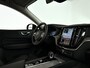 Volvo XC60 T8 Plug-in hybrid AWD Ultra Dark | SOH 100% | Panoramadak | 360° camera | Luchtvering | Harman Kardon | Stoel- en Stuurverwarming | Trekhaak