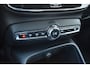 Volvo XC40 T3 156PK Momentum | H&K | Trekhaak | ACC | Leder | Stoelverwarming | Camera