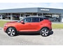 Volvo XC40 T3 156PK Momentum | H&K | Trekhaak | ACC | Leder | Stoelverwarming | Camera