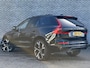 Volvo XC60 2.0 T8 Plug-in hybrid AWD Ultra Black Edition | PHEV | Facelift | Google | Long Range | Adaptieve Cruise Control | Luchtvering | Harman Kardon Audio | Stoelverwarming Voor + Achter | 360 Camera | Keyless | Gelamineerd Glas | DAB | Stuurverwarming | Head-Up Display | Panoramadak | Getint Glas | Dodehoekdetectie | LED Koplampen |