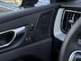 Volvo XC60 2.0 T8 Plug-in hybrid AWD Ultra Black Edition | PHEV | Facelift | Google | Long Range | Adaptieve Cruise Control | Luchtvering | Harman Kardon Audio | Stoelverwarming Voor + Achter | 360 Camera | Keyless | Gelamineerd Glas | DAB | Stuurverwarming | Head-Up Display | Panoramadak | Getint Glas | Dodehoekdetectie | LED Koplampen |