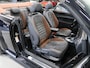 Volkswagen Beetle Cabriolet 1.4 TSI Karmann Automaat Leer/Alcantara Navigatie Trekhaak Xenon LED 2e Eigenaar NL-auto NAP 18 inch Disc Nieuwstaat Boekjes aanwezig App connect extra meters
