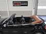 Volkswagen Beetle Cabriolet 1.4 TSI Karmann Automaat Leer/Alcantara Navigatie Trekhaak Xenon LED 2e Eigenaar NL-auto NAP 18 inch Disc Nieuwstaat Boekjes aanwezig App connect extra meters