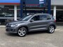 Volkswagen Tiguan 1.4 TSI Sport&Style R-line Edition / 122 PK / NL-Auto / Alcantara Bekleding / Open/Panodak / Xenon / Radio-Bluetooth / Navi / Cruise-Control / Climate-Control / ELKTR-Pakket / Wegklapbare Trekhaak / PDC / LMV18'' / ENZ.