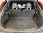 Volvo XC90 T8 Recharge AWD R-Design PANO/LUCHTVERING/B&W/SOH 100%/TREKHAAK/22"BLACK/HEAD-UP/MASSAGE+VENTILATIE/NAPPA-LEER/360CAMERA/PINE-GREY/DONKERE-ALCANTARA HEMEL/VOLLEDIG VOLVO DEALER HISTORIE