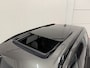 Volvo XC90 T8 Recharge AWD R-Design PANO/LUCHTVERING/B&W/SOH 100%/TREKHAAK/22"BLACK/HEAD-UP/MASSAGE+VENTILATIE/NAPPA-LEER/360CAMERA/PINE-GREY/DONKERE-ALCANTARA HEMEL/VOLLEDIG VOLVO DEALER HISTORIE